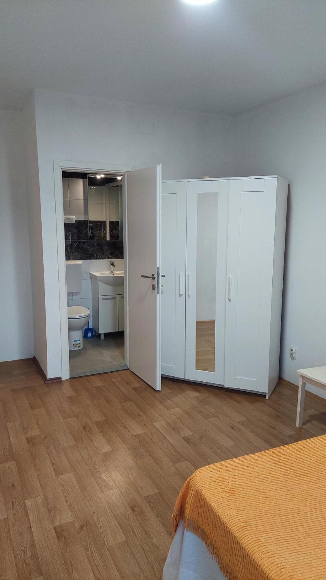 Room With Private Toilet And Terrace In City Center In Shared Apartment Сплит Экстерьер фото